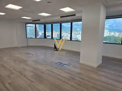 Ufficio in affitto a Kullat Binjake, Tirana, 110 m². Foto 1 di 6