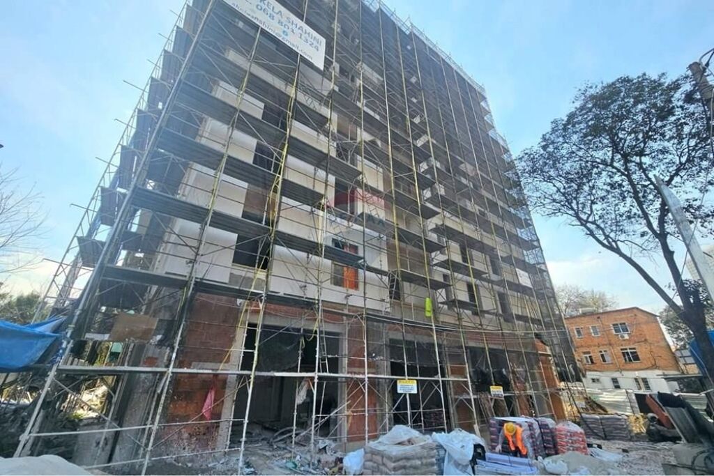 Shop for sale in Rruga Mihal Grameno, Tirana, 53 m². Photo 1 of 3