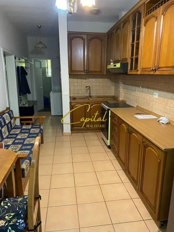 Apartament 2+1 me qera në Vasil Shanto, Tiranë, 70 m². Foto 1 nga 4