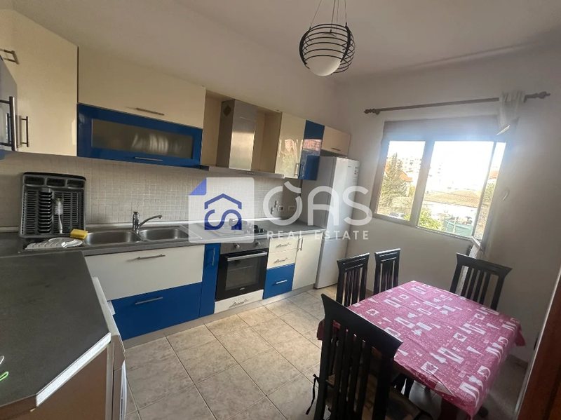 Appartamento 2+1 in affitto a Rruga Teodor Keko, Tirana, 100 m²