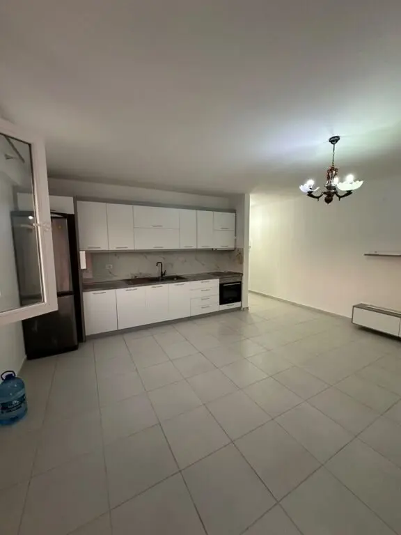 Appartamento 2+1 in affitto a Spitali Rajonal, Durazzo, 95 m²