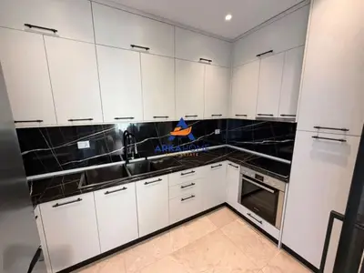 Appartamento 3+1 in affitto a Porcelan, Tirana, 140 m². Foto 2 di 5