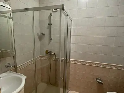 Appartamento 2+1 in affitto a Blloku, Tirana, 140 m². Foto 11 di 12