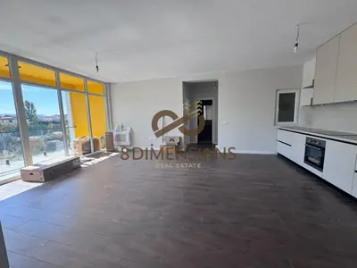 Apartament 2+1 me qera në Bulevardi Zogu I, Tiranë, 125 m². Foto 1 nga 9