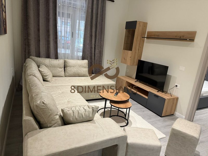 Apartament 2+1 me qera në Rruga e Elbasanit, Tiranë, 80 m²
