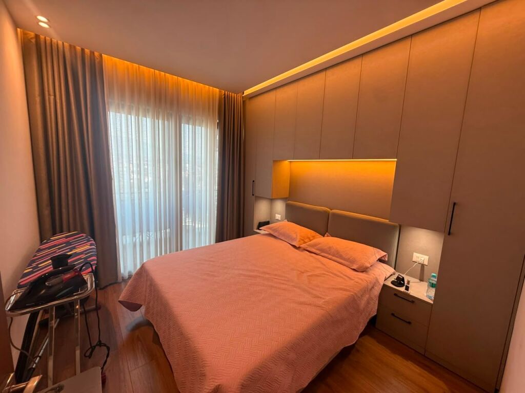 Apartment 1+1 for sale in Rruga 5 Maji, Tirana, 60 m². Photo 2 of 3