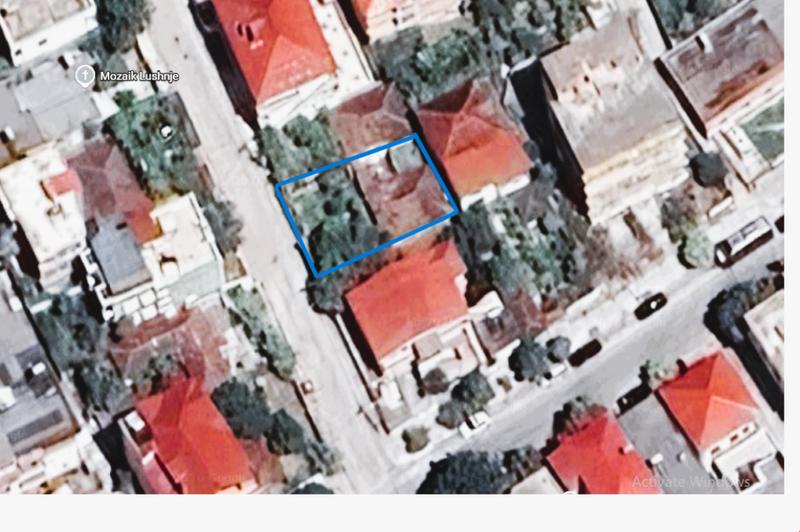 Terreno in vendita a Lushnja, 400 m²