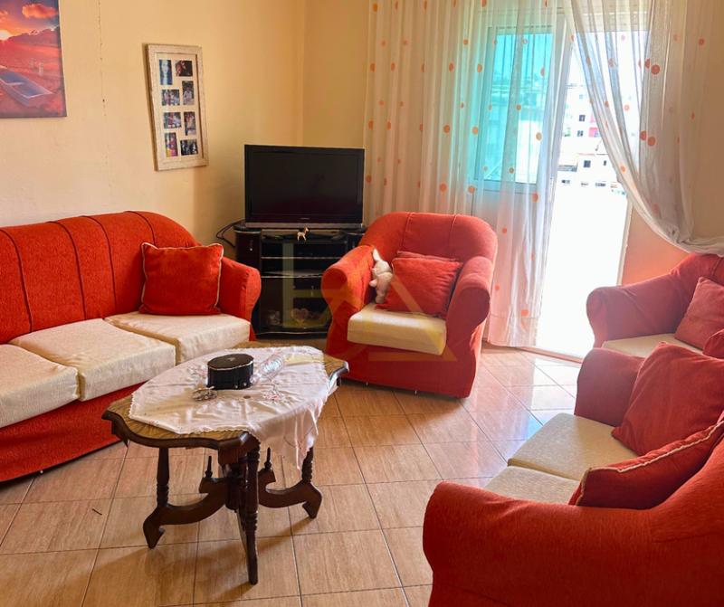 Apartament 2+1 në shitje në Bulevardi Dyrrah, Durrës, 70 m²