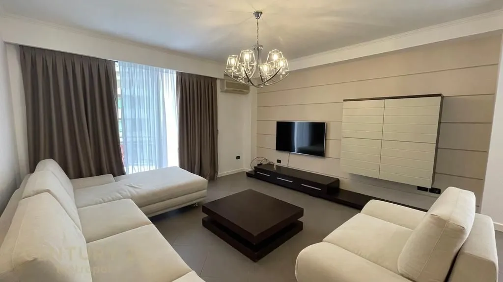 Apartament 2+1 me qera në Libri Universitar, Tiranë, 112 m². Foto 1 nga 9