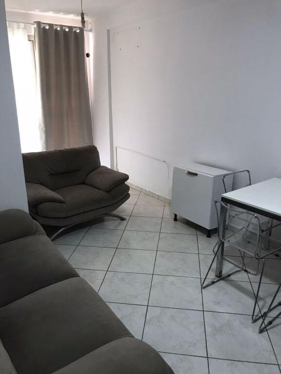 Apartament 1+1 në shitje në Rruga Kolë Koci, Tiranë, 65 m². Foto 1 nga 6
