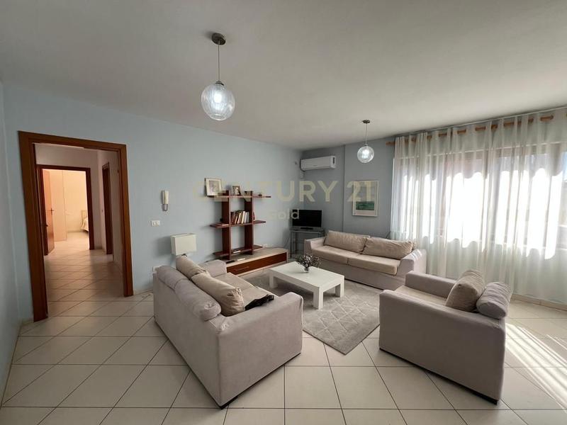 Appartamento 2+1 in vendita a Tirana, 109 m²