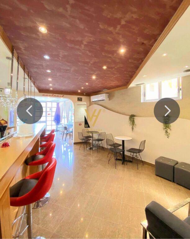 Locale in vendita a Fieri, Fier, Fier, 60 m²