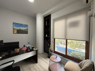 Ufficio in affitto a Square 21, Tirana, 42 m². Foto 3 di 6