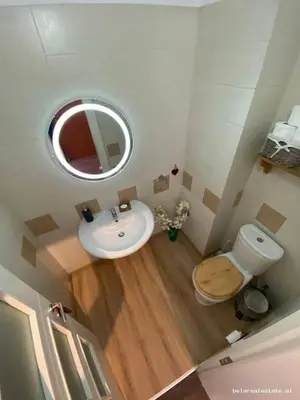 Appartamento 3+1 in affitto a Blloku, Tirana, 250 m². Foto 12 di 12