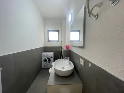 Apartament 3+1 me qera në Sheshi Demokracia, Shkodër, 120 m². Foto 8 nga 8