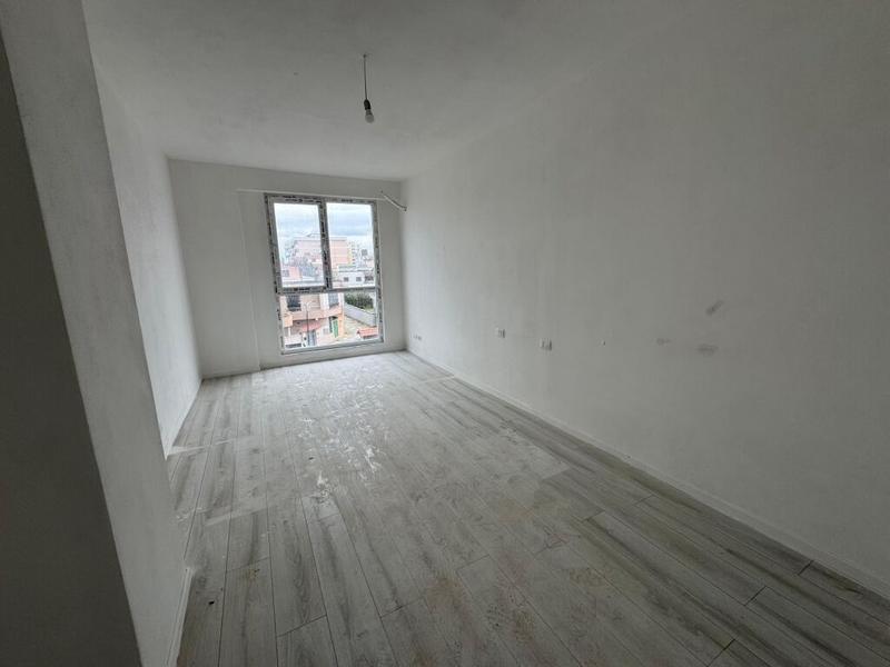 Apartament 3+1 në shitje në Ujësjellës Kanalizime, Durrës, 140 m². Foto 5 nga 8