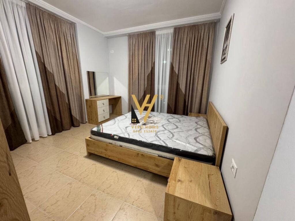 Apartament 2+1 me qera në Stacioni i Trenit, Tiranë, 122 m². Foto 3 nga 3