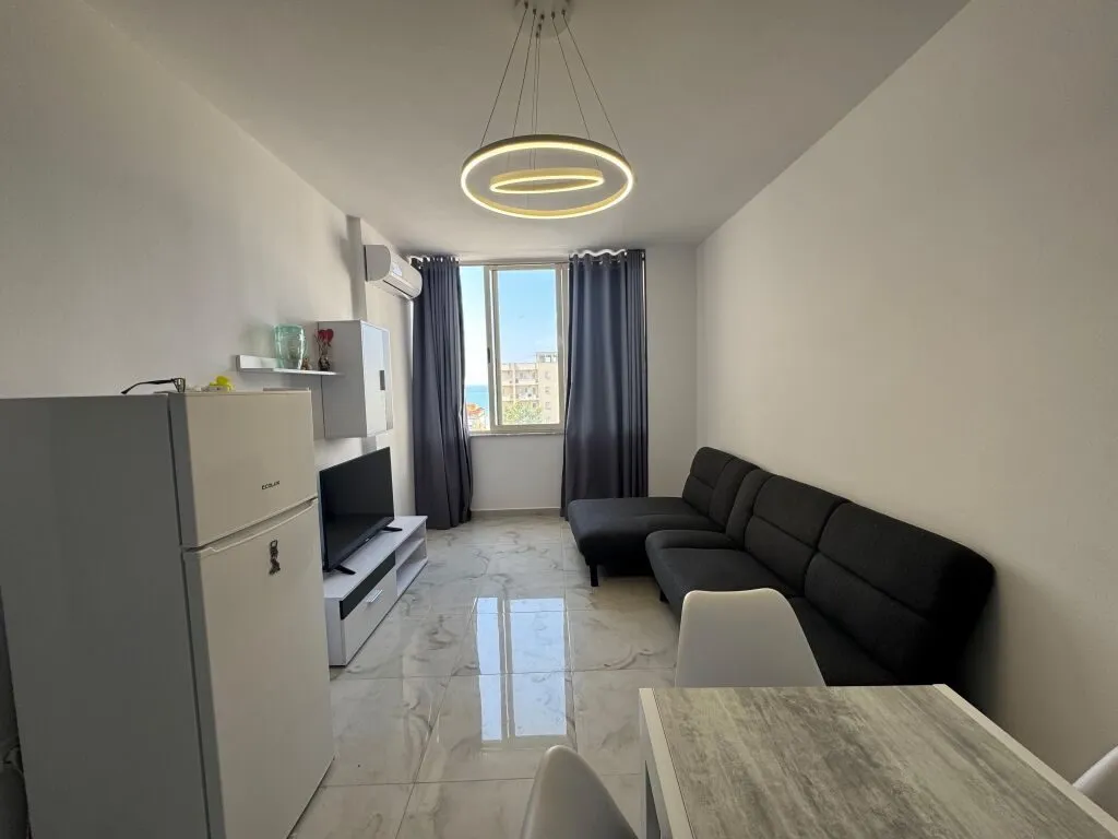 Apartment 1+1 for sale in Plazh, Durrës, 46 m². Photo 1 of 6