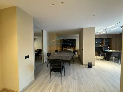 Ufficio in affitto a Jordan Misja, Tirana, 200 m². Foto 3 di 12