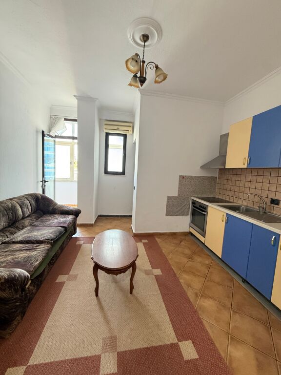 Appartamento 1+1 in affitto a Stadiumi Dinamo, Tirana, 60 m². Foto 1 di 3