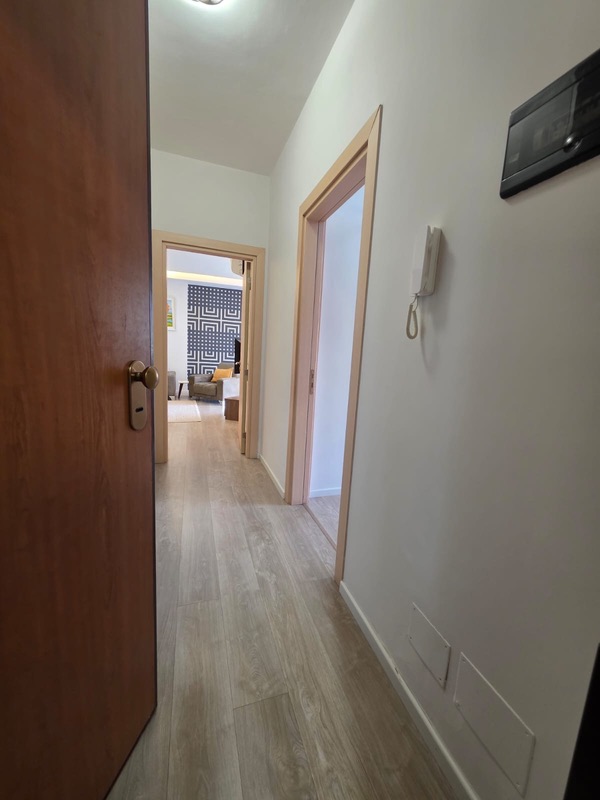Appartamento 2+1 in affitto a Liqeni i Thatë, Tirana, 92 m². Foto 5 di 6