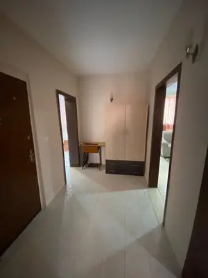 Apartament 2+1 me qera në Rruga e Elbasanit, Tiranë, 80 m². Foto 4 nga 5
