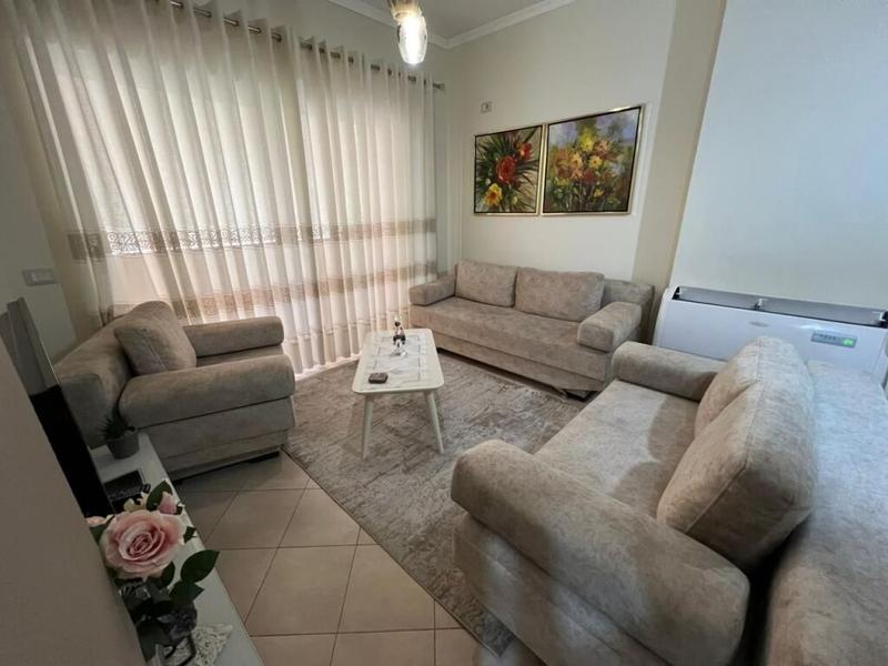 Appartamento 2+1 in affitto a Kristal Center, Tirana, 95 m²
