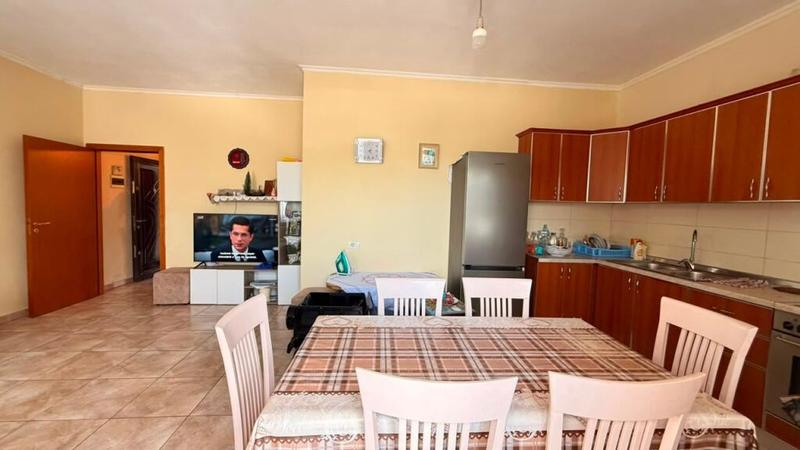 Apartament 2+1 në shitje në Rruga Myslym Keta, Tiranë, 92 m². Foto 6 nga 10