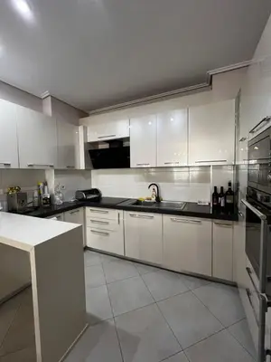 Apartament me qera në Rruga Dalip Peza, Durrës, 115 m². Foto 3 nga 11