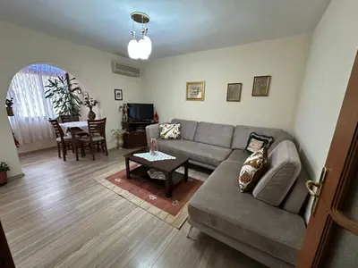 Apartament 1+1 në shitje në Ambasada Amerikane, Tiranë, 53 m². Foto 1 nga 7