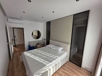Apartament 1+1 me qera në Zogu i Zi, Tiranë, 70 m². Foto 5 nga 12