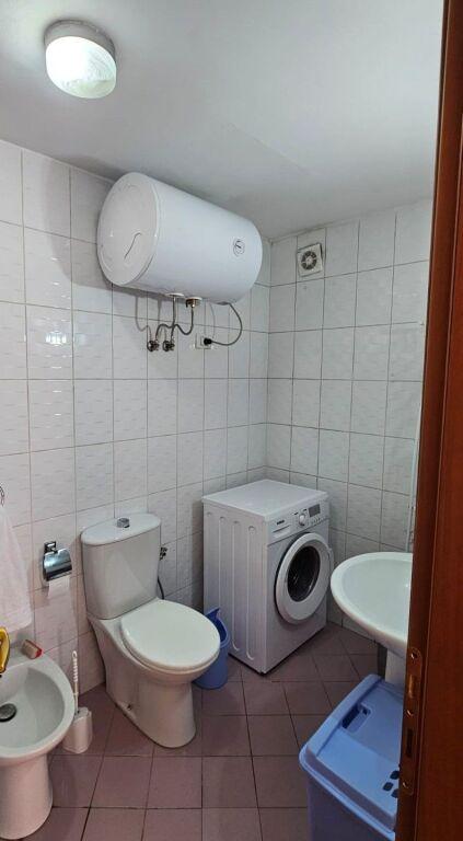 Apartament 2+1 në shitje në Sheshi Skënderbej, Tiranë, 110 m². Foto 5 nga 7