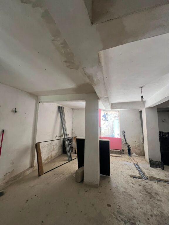 Shop for rent in Rruga Jahja Ballhysa nr 17, Durrës, 140 m²