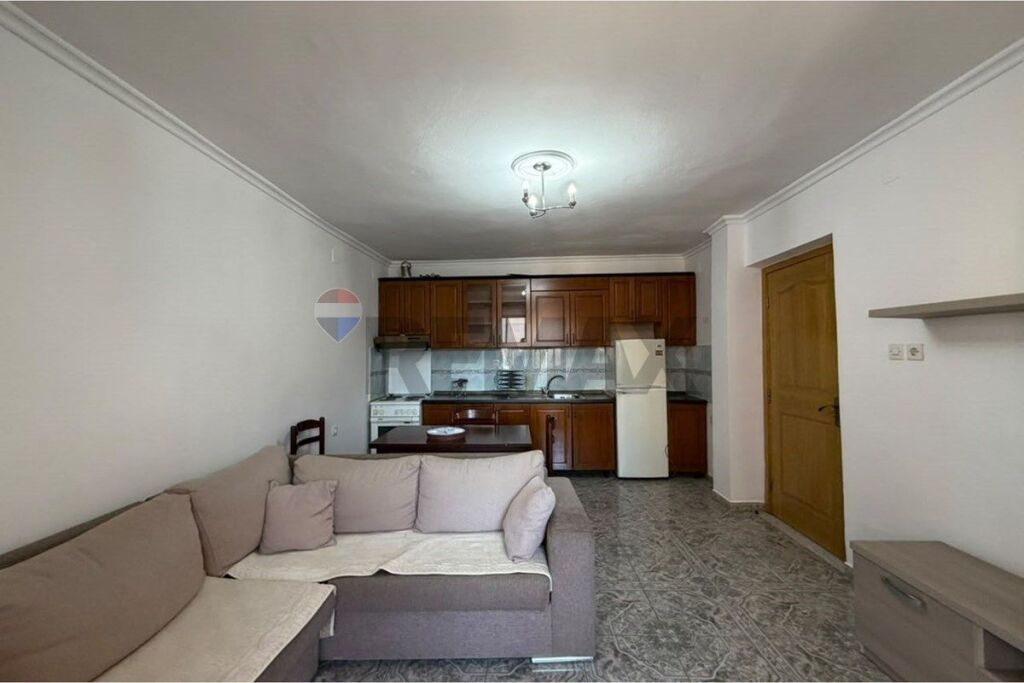Appartamento in vendita a Rruga Asim Vokshi, Tirana, 61 m². Foto 1 di 3
