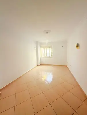 Apartament 3+1 në shitje në Shkozet, Durrës, 188 m². Foto 4 nga 10