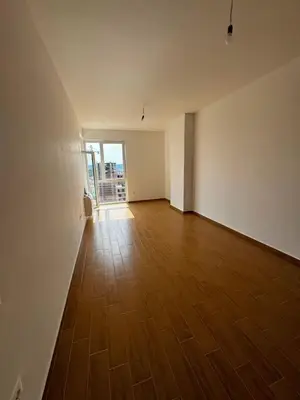 Zyrë me qera në Bulevardi i Ri, Tiranë, 120 m². Foto 3 nga 3