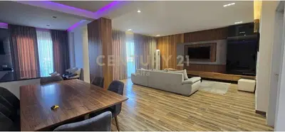 Apartment 3+1 for rent in Kompleksi Delijorgji, Tirana, 170 m². Photo 10 of 12