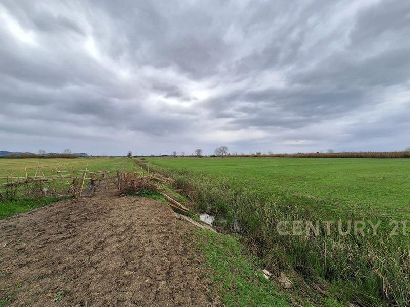 Terreno in vendita a Rruga Bisht Kamza, Durazzo, 9.208 m²