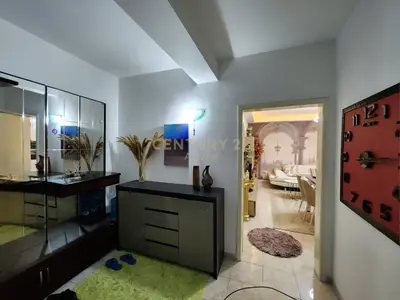 Apartament 1+1 në shitje në Kuzum Baba, Vlorë, 130 m². Foto 4 nga 12