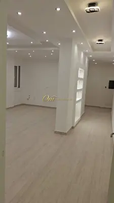 Zyrë me qera në Rruga Sami Frashëri, Tiranë, 100 m². Foto 5 nga 6