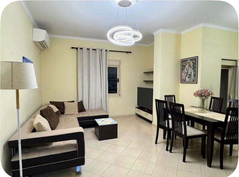 Apartament 2+1 me qera në Rruga Dush Strati, Vlorë, 100 m². Foto 2 nga 12
