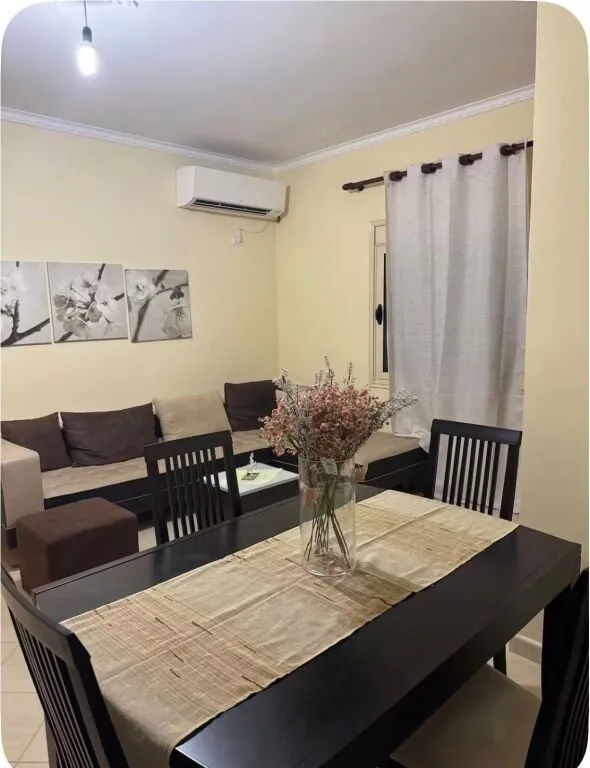 Appartamento 2+1 in affitto a Rruga Dush Strati, Valona, 100 m². Foto 1 di 12