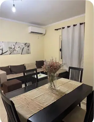 Appartamento 2+1 in affitto a Rruga Dush Strati, Valona, 100 m². Foto 1 di 12