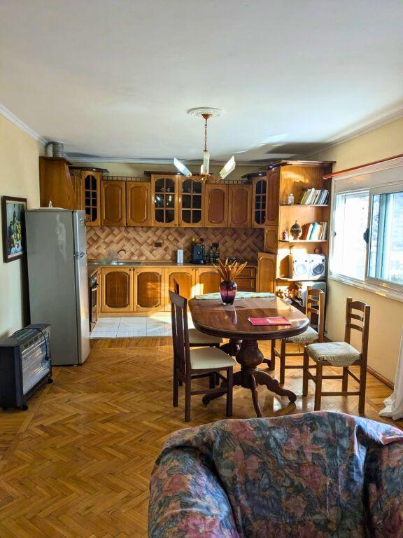 Apartament 2+1 në shitje në Rruga Demokracia, Vlorë, 87 m²
