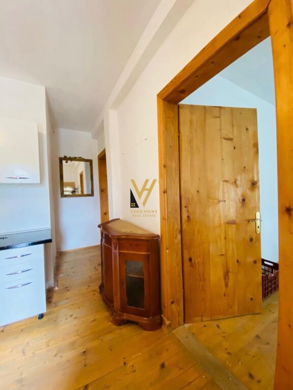 Apartament 2+1 me qera në Parku Zoologjik i Tiranës, Tiranë, 130 m². Foto 2 nga 3