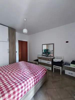 Apartament 1+1 me qera në Plazhi Rrota e Kuqe, Durrës, 65 m². Foto 6 nga 8