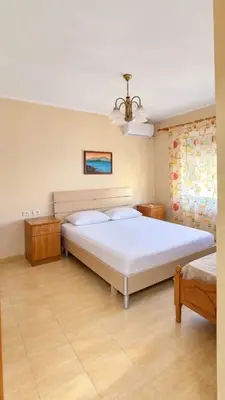 Apartament 1+1 me qera në Myslym Shyri, Tiranë, 65 m². Foto 4 nga 6