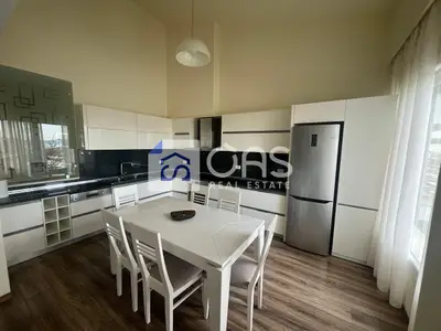 Apartament 2+1 me qera në TEG, Tiranë, 130 m². Foto 4 nga 9