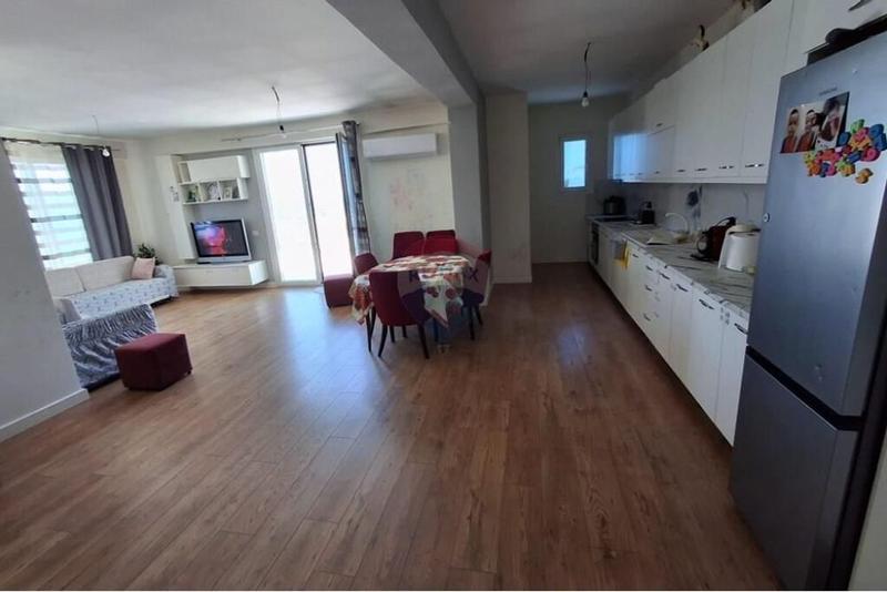 Penthouse në shitje në Plazhi i Vjetër, Vlorë, 160 m². Foto 7 nga 12
