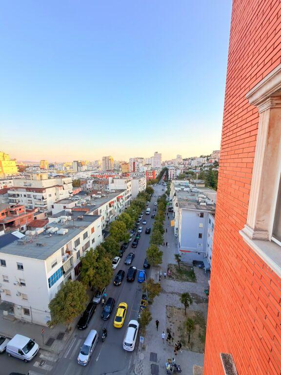 Apartment 2+1 for rent in Muzeu i Dëshmorëve dhe Salla e Relikeve të Luftës, Durrës, 95 m²